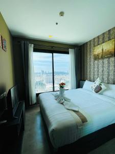 The base Condo luxury room by Numam