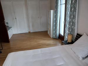 Maisons de vacances Maison familiale avec piscine : photos des chambres