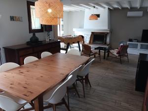 Maisons de vacances Maison familiale avec piscine : photos des chambres