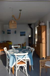 Maisons de vacances Les pieds dans l-eau : photos des chambres