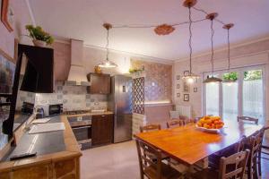 Casa della Giara, parcheggio, supermercato a 200m