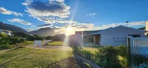 The Beach Cottage Betty's Bay - Silver Sands