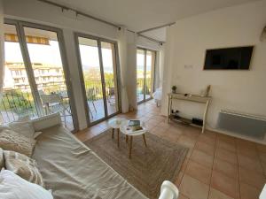 LEden l Panoramic Views l Shellter Rentals