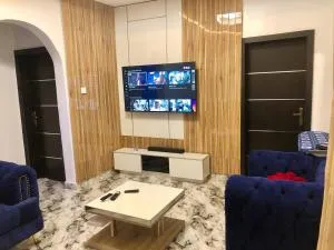 Carve Out A Great Life At Our 2-BR-APT With 24HRS PWR And WiFi - Aiyetoto-Asogun