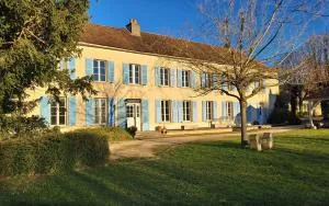 Domaine des Tilleuls - Grand Jardin avec Piscine - Buffon