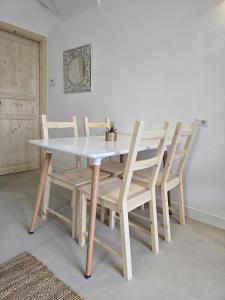 LakeView LakeComo, CIPRESSO 2, 4Seasons, Terrace, 30m to Lake! by STAYHERE-LAKECOMO