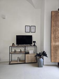 LakeView LakeComo, CIPRESSO 2, 4Seasons, Terrace, 30m to Lake! by STAYHERE-LAKECOMO