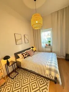 Stylish renovated apartment in central location - Munich