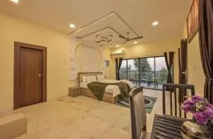 Mountain Breeze Villa - Khandala