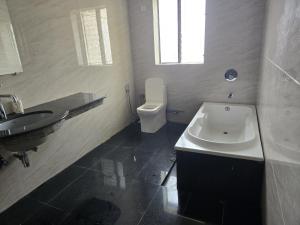 Mountain Breeze Villa