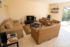 Riboleys Villa plain-pied avec piscine et clim