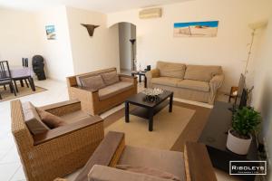 Riboleys Villa plain-pied avec piscine et clim