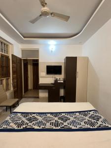 Hotel Kiara Inn Rooms and Banquet