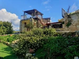 HideAway Lasa - Theletra