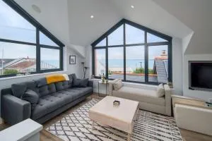 Rotherwood, Gurnard Seafront - Exbury