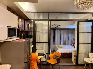 Air Residence T1 Amazing Makati Luxury Condo 66 sq m 300Mbps Fast