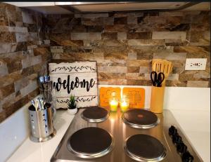 Air Residence T1 Amazing Makati Luxury Condo 66 sq m 300Mbps Fast