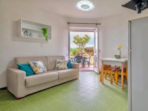 ISA - Apartment 6 beds in Golfo Aranci just 150 mt from the sea