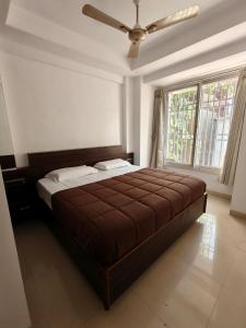 Spacious Garden Facing 2 BHK in Sanpada 5 mins from DY Patil Stadium