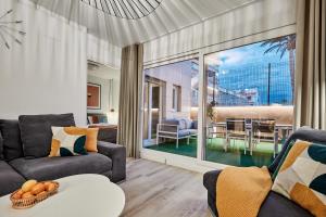 Beachfront apartments for 12 guests in Alicante