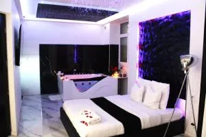 Suite Neptune Jaccuzi - 蓬圣埃斯普里