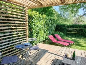B&B / Chambres d'hotes Le Clos des Pommiers : Studio avec Vue sur Jardin