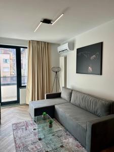 Lana Apartments