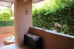 Mondello House Lemon