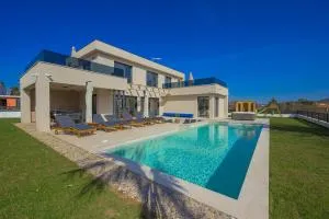 Villa Sara di Amore by Istrialux - 罗维尼村