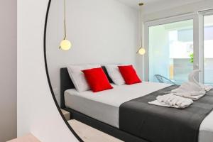 Laurus luxury Apartment with Private Pool