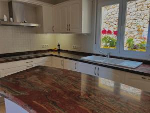 CASA BELLE VUE sea view & private pool