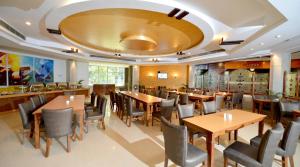 Hotel Raj Hans, Faridabad