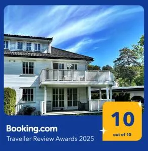 Comfortable living in Prestasen Park - only 500m to Sandefjord centre and the harbour, - 拉尔维克