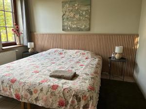 Au Coeur des Collines, Charmette