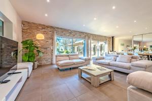Villas La Villa des Legendes - Spa & Swimming Pool : photos des chambres