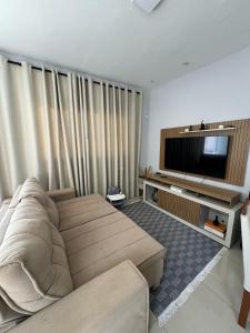 Casa em Itanhaém com Piscina e Ar condicionado à 900 Metros da Praia