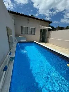 Casa em Itanhaém com Piscina e Ar condicionado à 900 Metros da Praia - 伊塔尼亚恩