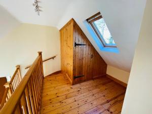 Cotswold country cottage on a peaceful farm