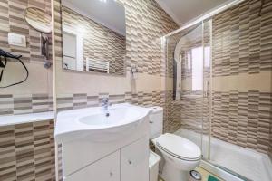 Castle-View Penthouse Duplex in Lisbon