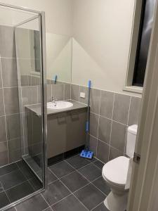 Modern New 4BR Spacious Peaceful Family Home