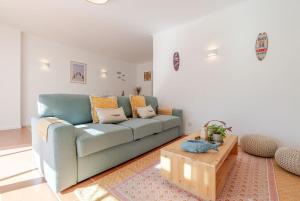 Seabreeze Duplex – Beach & Terrace