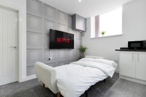 Birmingham City Modern Apartment - Table Tennis - Pool