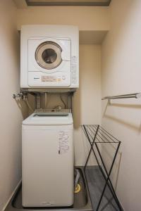 Luxury Stay near Azabudai Hills and Tokyo Tower, 2-Bedroom Apartment