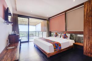 FabHotel Amazonika Boutique Resort - Nr Arpora