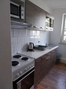 Monteurwohnung mit 5 Einzelbetten in Schkeuditz - 施科伊迪茨