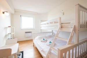 Beautiful apartment with Sea Views and parking