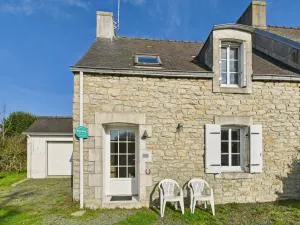 Agréable maison avec grand jardin pour 4 - Le Stang