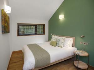 Cropton Forest Cabins - Forest Holidays