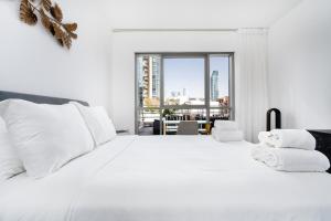 Stylish and Central 1 BD in Downtown Dubai