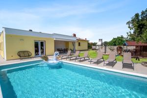 Villa Mila by Istrabook